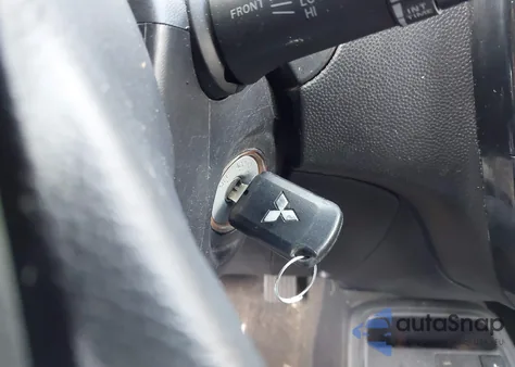 2019 Mitsubishi Mirage Es z USA, uszkodzony, nr VIN ML32A3HJ2KH007821